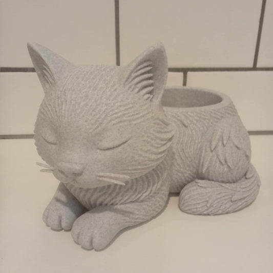 Sleepy Cute Cat Planter