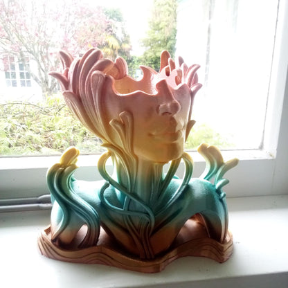 Stellar Planter + Base
